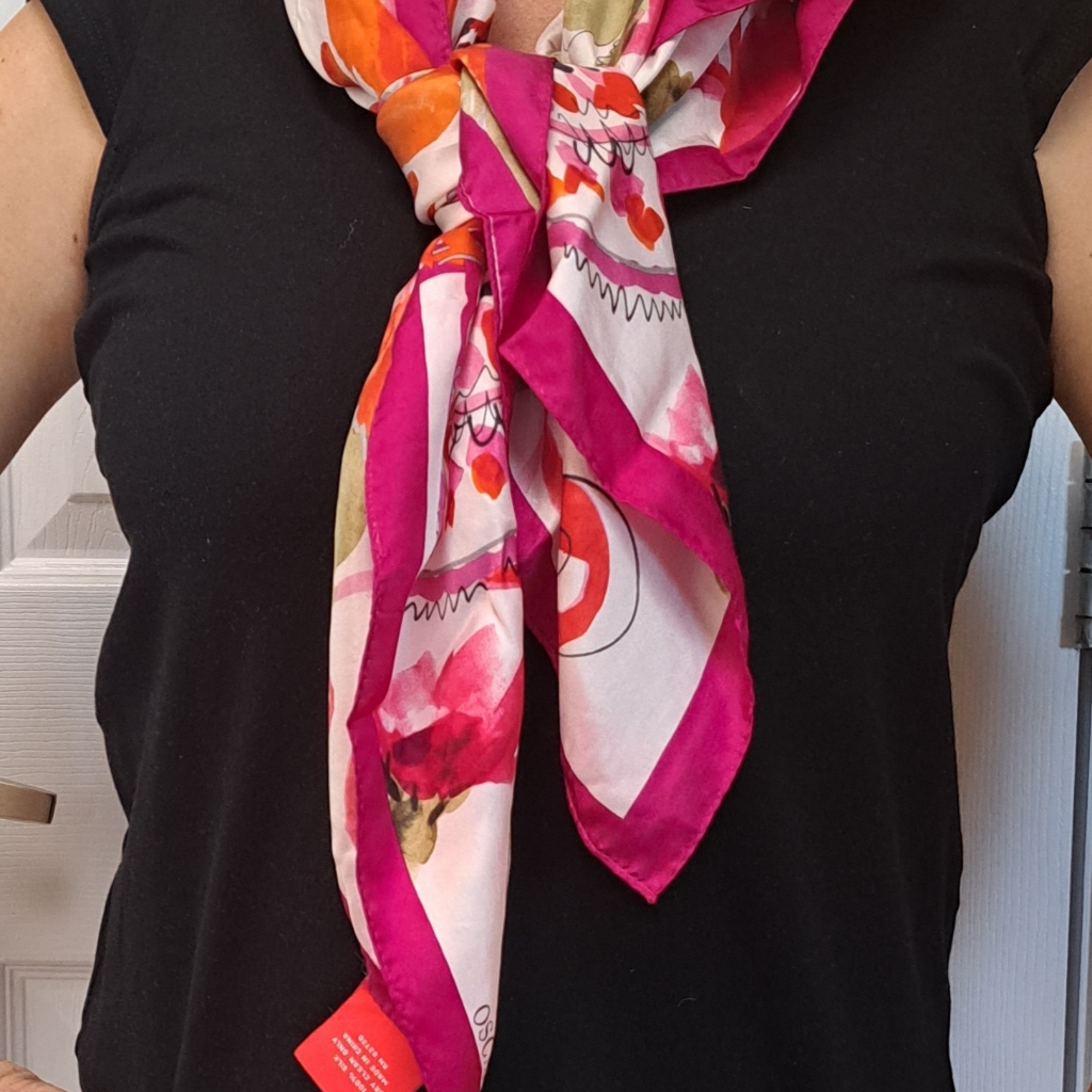 Oscar De La Renta Company 100% Silk Scarf - Pink Floral Silk Scarf